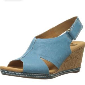 Clarks Hello Float Blue Suede wedge women’s size 10
